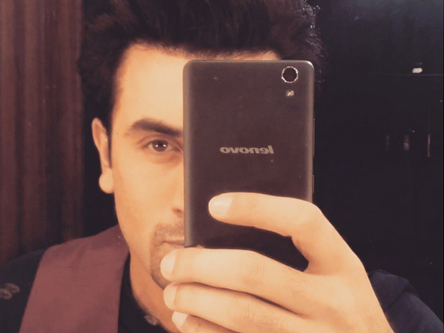 Ranbir Kapoor, Late to Twitter Party, Wakes up to the 'Warmest Welcome'