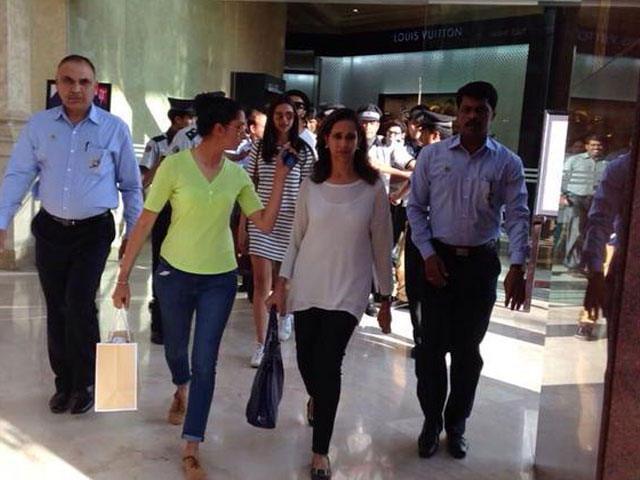 Ranveer Singh Meets the Padukones, Shops With Deepika and Her Family