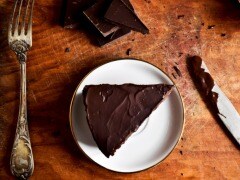 The Bittersweet Kiss of Chocolate The Bittersweet Kiss of Chocolate