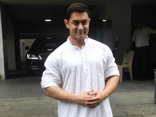 Aamir Khan, be a Responsible Celebrity, Says Open Letter