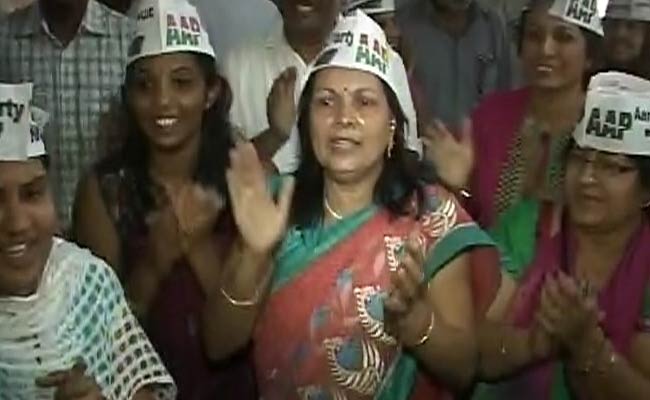 Karnataka's AAP Celebrates Delhi Win, Congratulates Arvind Kejriwal