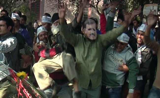 How 10 IIT Bombay Students Helped Aam Aadmi Party Stump BJP on Social Media