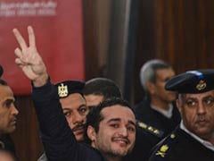 Egypt Sentences 230 Anti-Mubarak Activists to Life