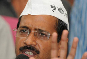क्या केजरीवाल सरकार दिल्ली में रोक पाएगी बुलडोजर?
