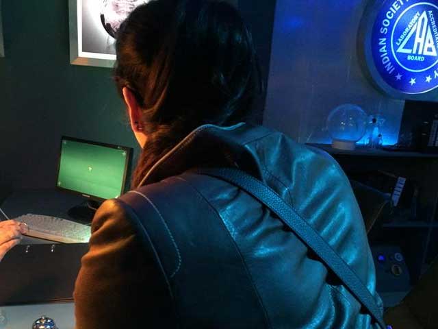 First Pic: Aishwarya Rai Bachchan Shoots For <i>Jazbaa</i>