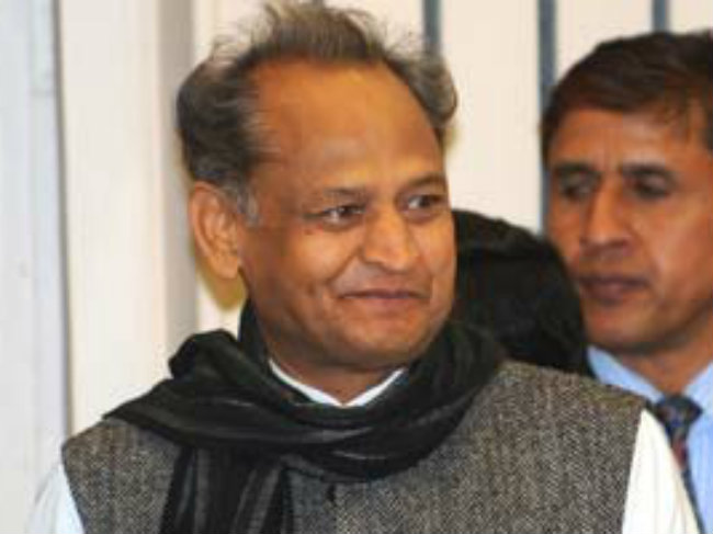 Former Rajasthan Chief Minister Ashok Gehlot Gets Swine Flu, Hits Out at the State Government