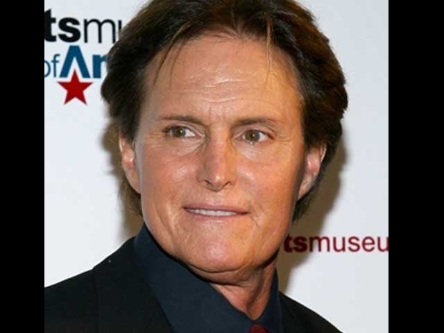 Bruce Jenner Involved in Car Crash