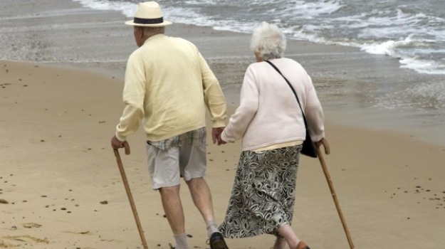 Half of People in Britain Born After 1960 Will Get Cancer, Study Shows