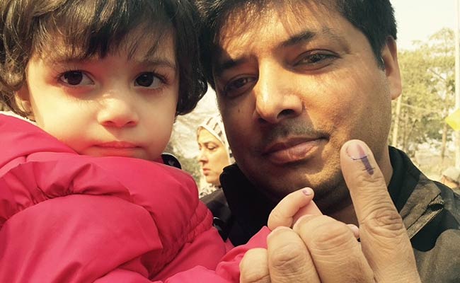 Delhi Elections 2015: Excited Children Accompany Parents to Polling Booths