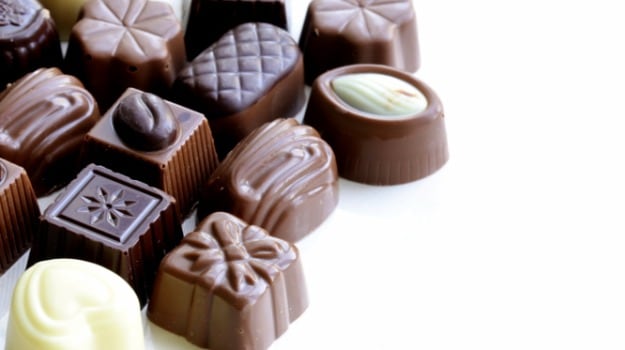 Heart-Shaped Madness: Japanese Women Splurge for Valentine's Day Chocolates