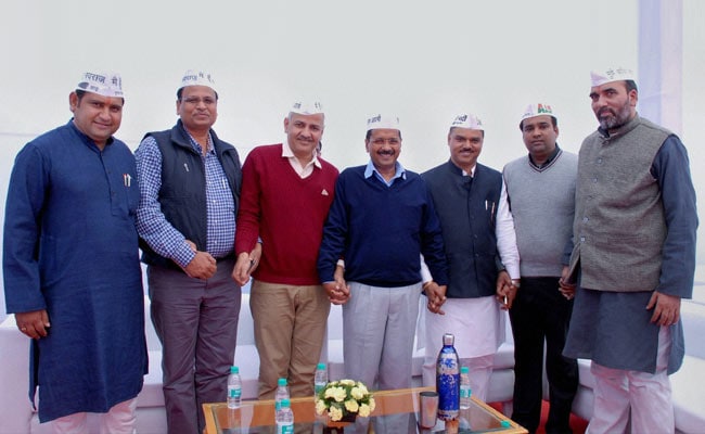 Delhi's New Ministers Treated to Home Cooked Lunch by Arvind Kejriwal