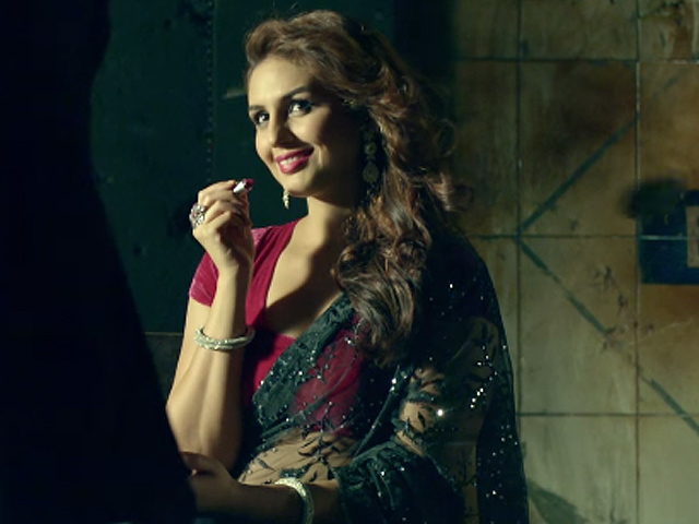 Huma Qureshi: I Was in Two Minds About Doing <i>Badlapur</I>