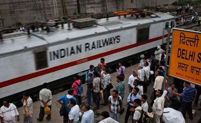 Railways Set To End Colonial-Era 'Khalasi' System, Stops New Appointments