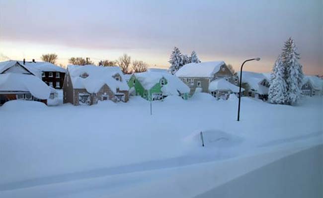 North Japan Town Buried Under 6 Feet of Snow