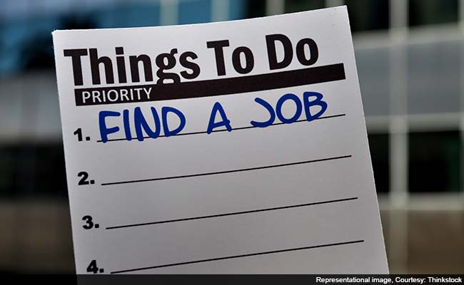 UPCL में अकाउंट्स, लॉ और इंजीनियरिंग फील्ड के प्रोफेशनल्स के लिए जॉब