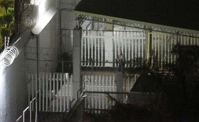 6 Inmates in Taiwan Hostage Standoff Commit Suicide