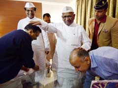 Arvind Kejriwal to Participate in Anna Hazare's Protest