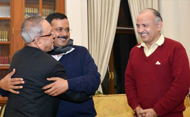 Arvind Kejriwal Meets President Pranab Mukherjee, Thanks Him for 'Blessings and Guidance'