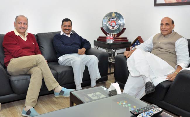 Arvind Kejriwal to Meet Rajnath Singh With Complaint Against Lt Governor