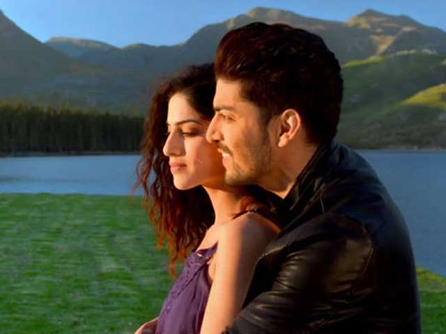 <i>Khamoshiyan</i> Inches Ahead of <i>Hawaizaada</i>, <i>Rahasya</i> at Box Office