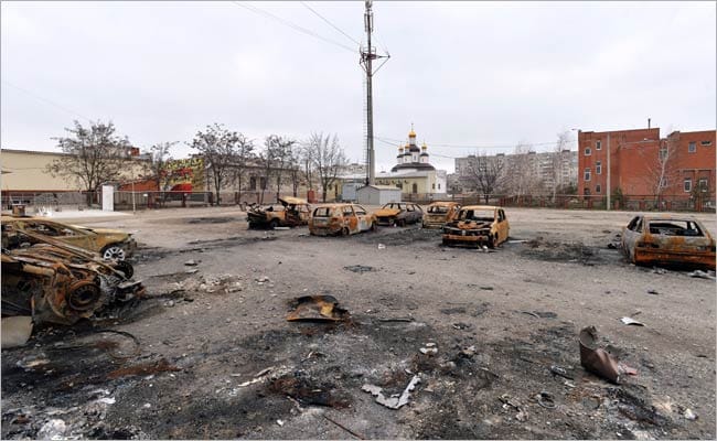 Tense Ukraine Port City Braces for Feared Rebel Offensive