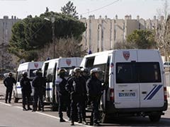 Neighbourhood in France's Marseille Sealed Off After Shots at Police