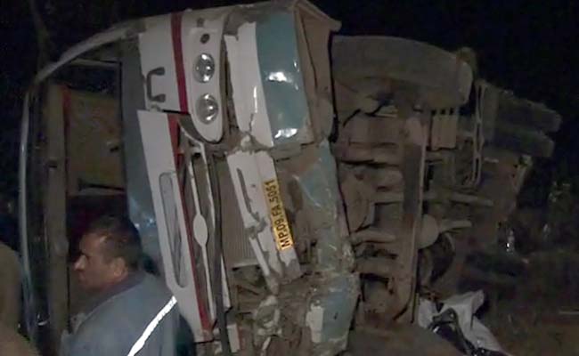 10 Killed, 40 Injured After Bus Falls Into Gorge in Dhar, Madhya Pradesh