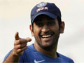टीम इंडिया के खराब प्रदर्शन के कारण धोनी की बायोपिक का औपचारिक ऐलान टला