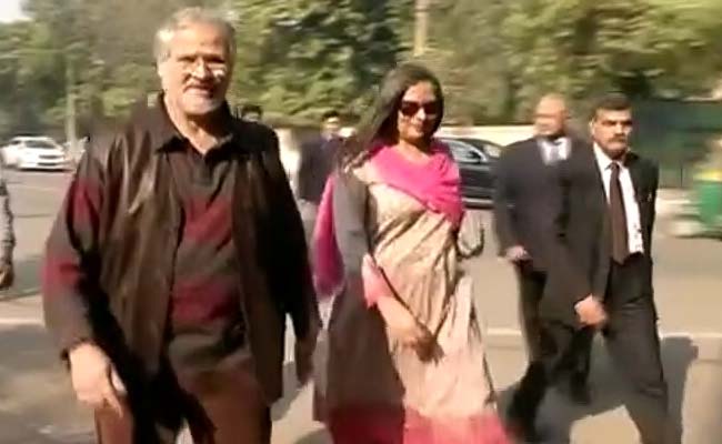 Lieutenant Governor Najeeb Jung Hopes Stable Government will be Formed in Delhi After Polls