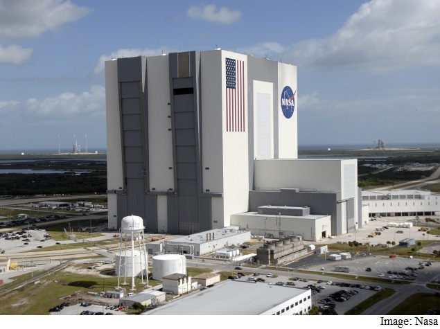 NASA Plans to Bring Boulder Into Moon Orbit