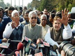 'Our Leader Sharad Yadav', Says Lalu Yadav In Invite To Battle BJP 'Our Leader Sharad Yadav', Says Lalu Yadav In Invite To Battle BJP