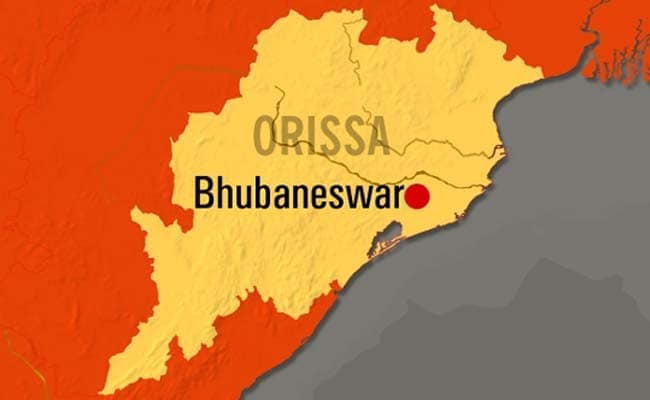 3 Killed as Train Hits Vehicle in Odisha