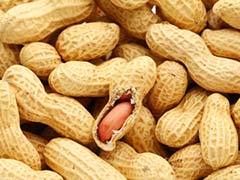 Soaked Peanuts Benefits: रात में भिगोई हुई मूंगफली को सुबह खाने से मिलेगें ये 6 कमाल के फायदे, आज से ही करें शुरू!