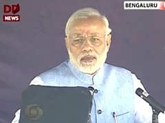 Need to Increase Defence Preparedness, Modernise Defence Forces, Says PM Modi at Aero India 2015: Highlights