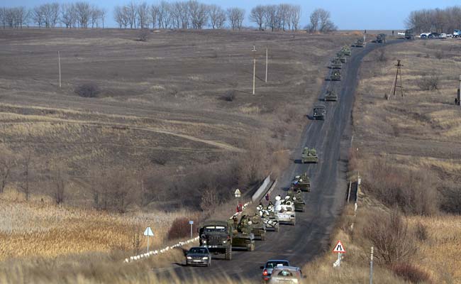 Pro-Russian Rebels Demonstrate Arms Pull-Back in Ukraine