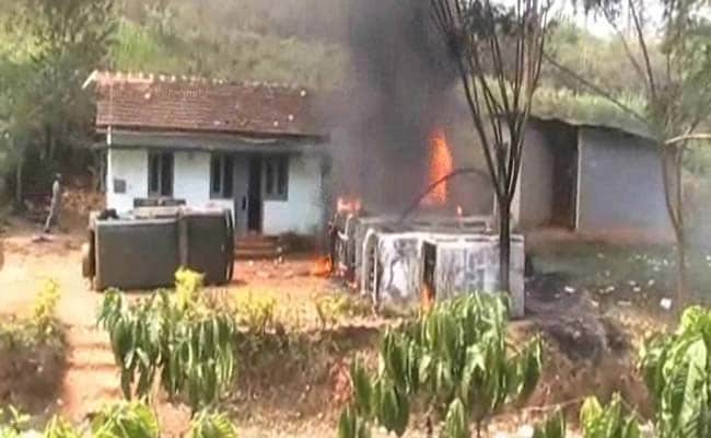 After Tiger Kills Woman in Tamil Nadu's Nilgiris District, Angry Villagers Torch Vehicles