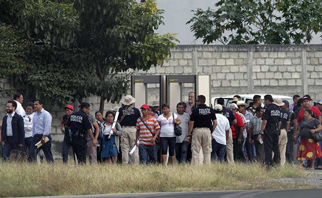 Mexican Army Base Attacked in Protest Over Missing Students