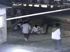 Security Guard of Rohtak Mall Beaten to Death With Sticks, Killers Caught on CCTV