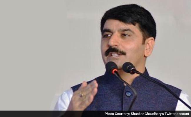 In Gujarat, Junior Health Minister Tests Positive for Swine Flu