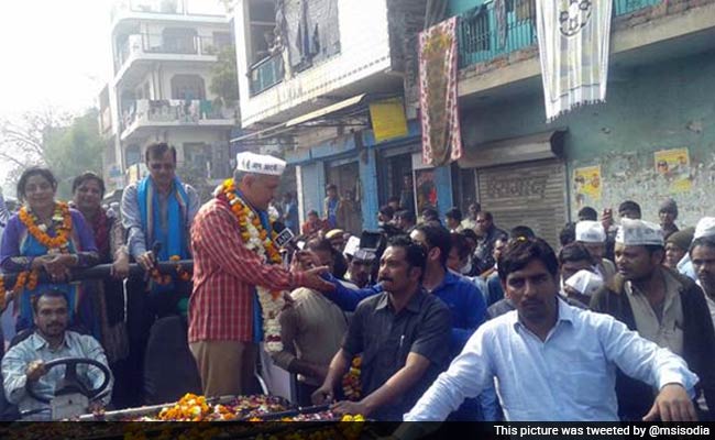 Aam Aadmi Party Leaders Hold Roadshows, Thank Voters