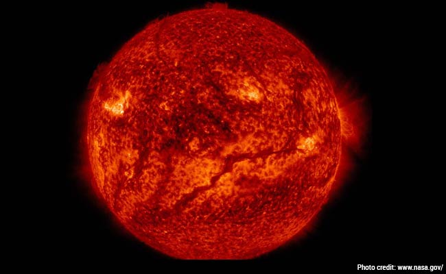 NASA Spacecraft Captures Giant Filament on Sun