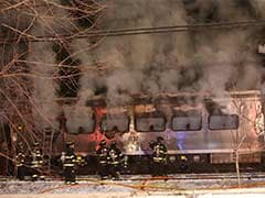 US Commuter Train Strikes Vehicle on Tracks, Killing 6