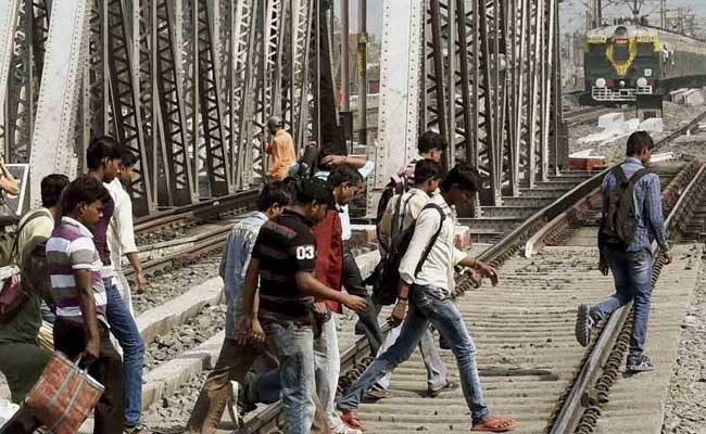 Railway Budget 2015: Over 3400 Level Crossings to be Eliminated