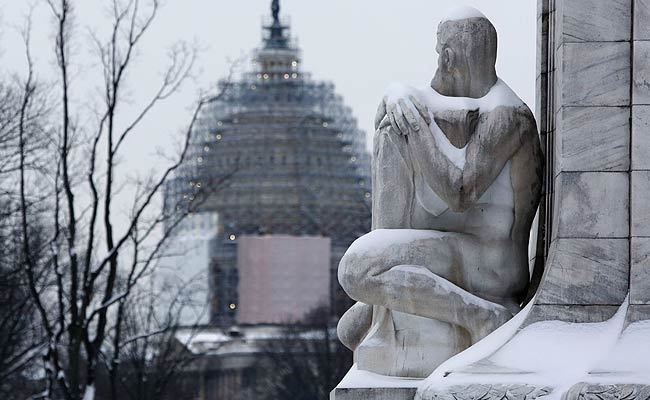 Icy Storm Pummels Eastern United States, More Cold to Come
