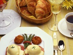 6 Ways to Plan the Perfect Brunch at Home 6 Ways to Plan the Perfect Brunch at Home