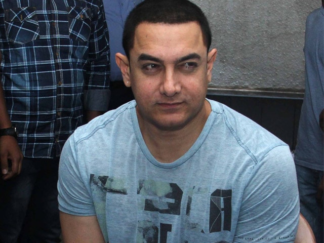 Aamir Khan Turns 50, Celebs Reveal His Secrets