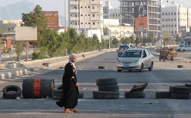 Heavy Blasts at Aden Arms Depot Kill at Least 14