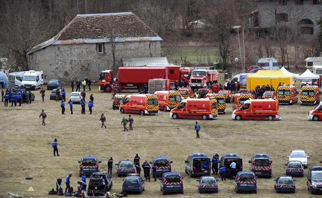 Germanwings Airbus A320 With 150 On Board Crashes in French Alps