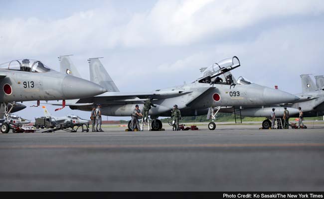 In a Test of Wills, Japanese Confront Chinese in Air