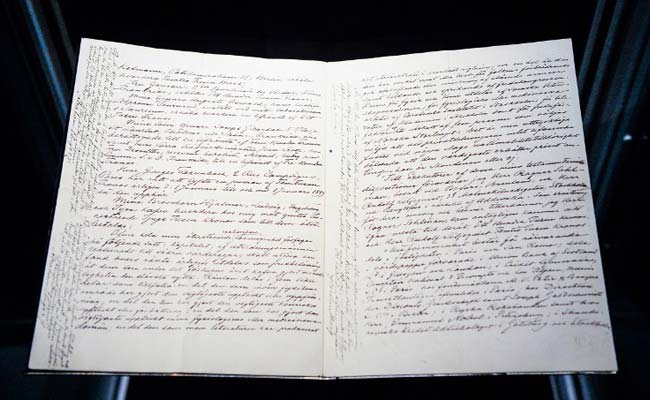 Alfred Nobel's Will Goes on Display for First Time
